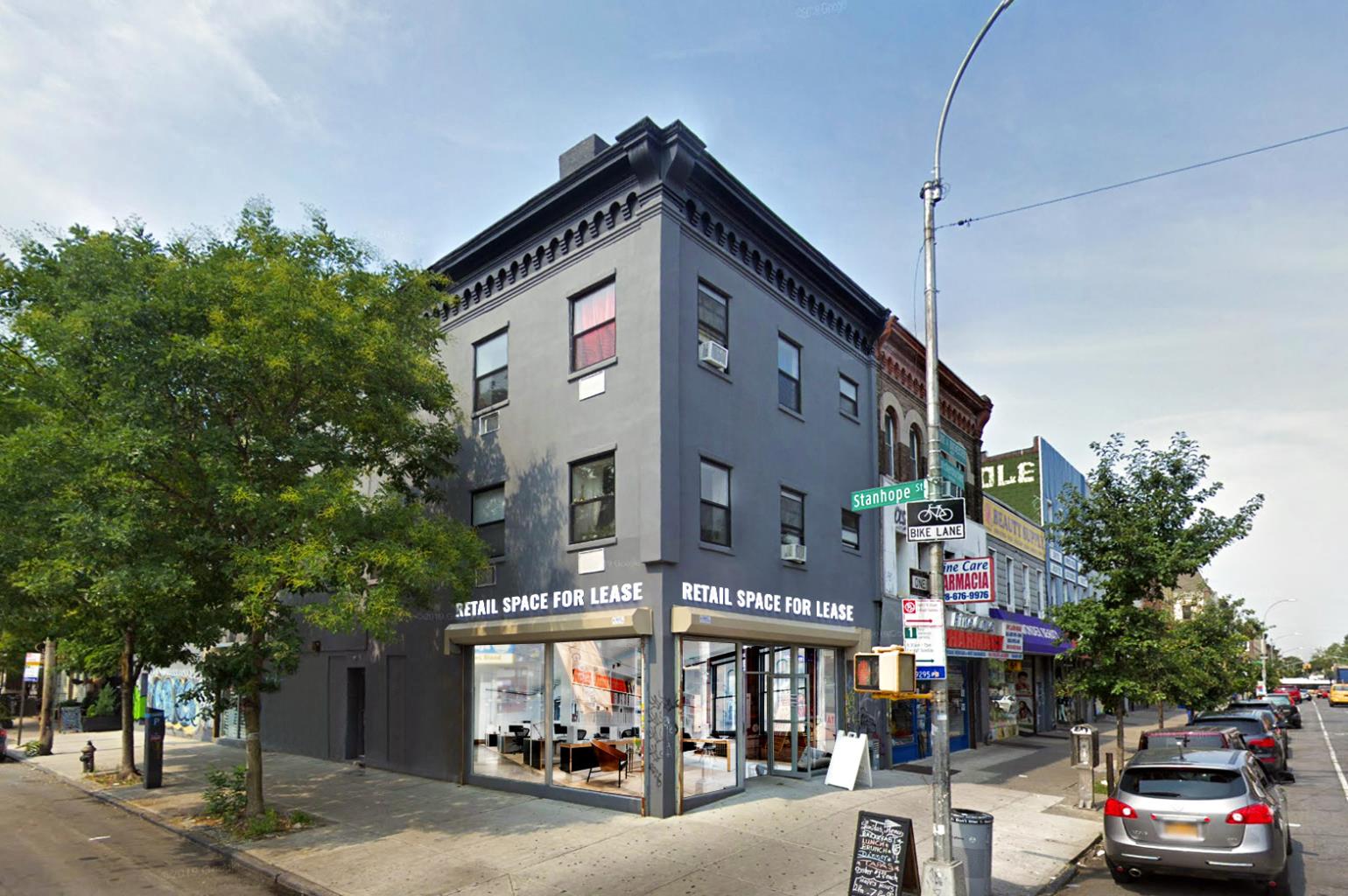384 Knickerbocker avenue